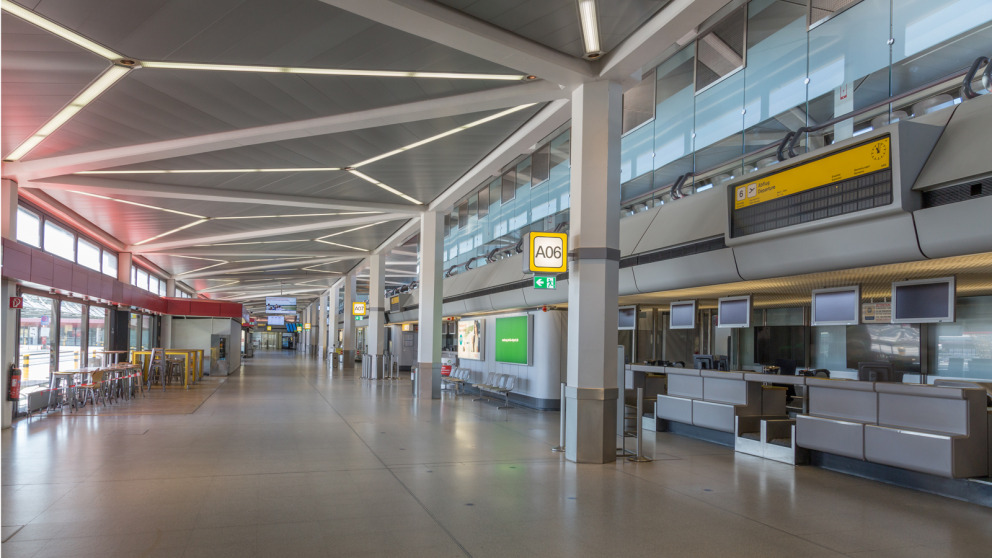 Um die Ausbreitung der Corona-Pandemie einzudämmen, wurde der Flugverkehr weltweit stark eingeschränkt. Der Flughafen Berlin-Tegel wurde geschlossen, um die finanziellen Verluste zu begrenzen. 